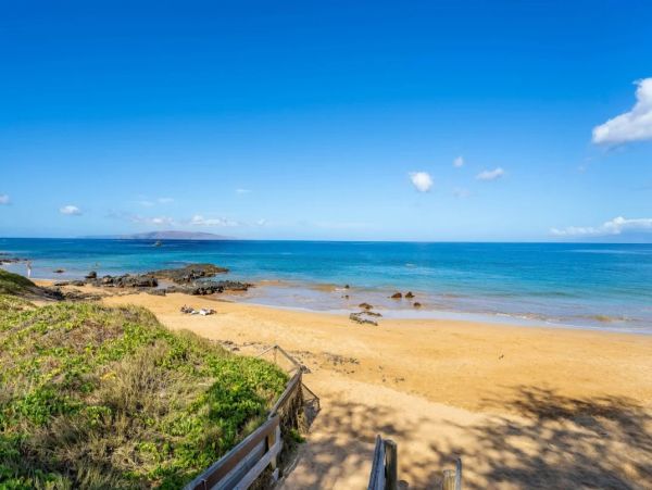 Across from Beach Two Bedroom Vacation Condo in Wailea