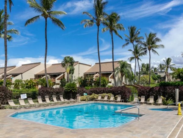 Across from Beach Two Bedroom Vacation Condo in Wailea