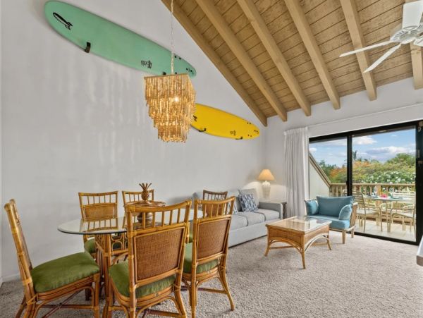 Across from Beach Two Bedroom Vacation Condo in Wailea