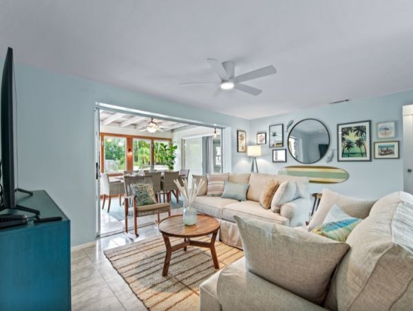 Stunning Vacation Home away from Home in Holmes Beach