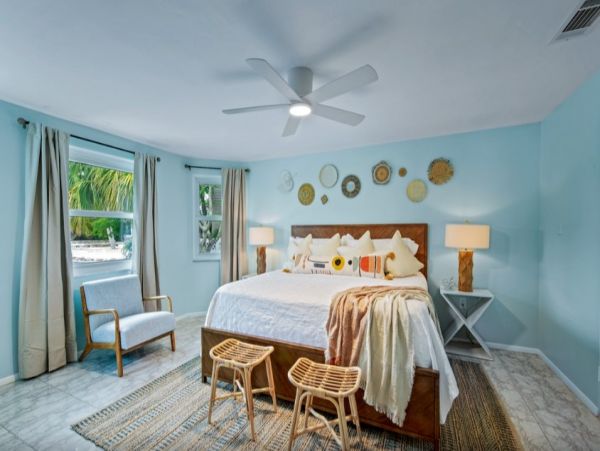 Stunning Vacation Home away from Home in Holmes Beach