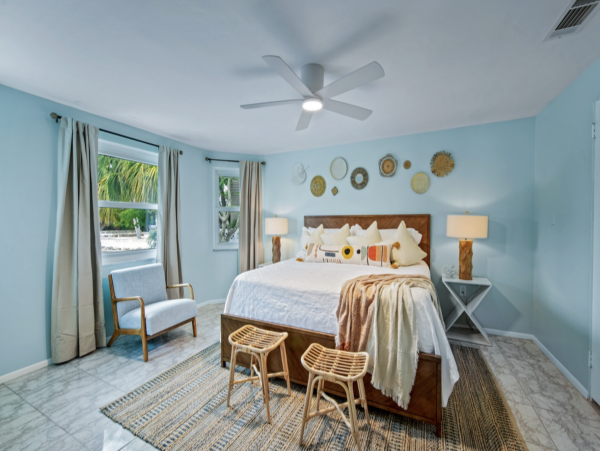 Stunning Vacation Home away from Home in Holmes Beach