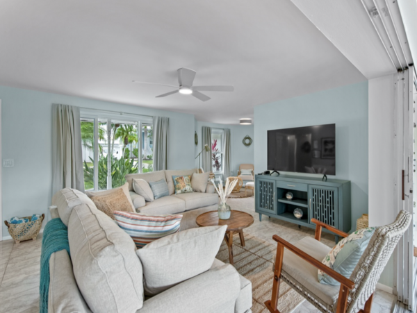 Stunning Vacation Home away from Home in Holmes Beach
