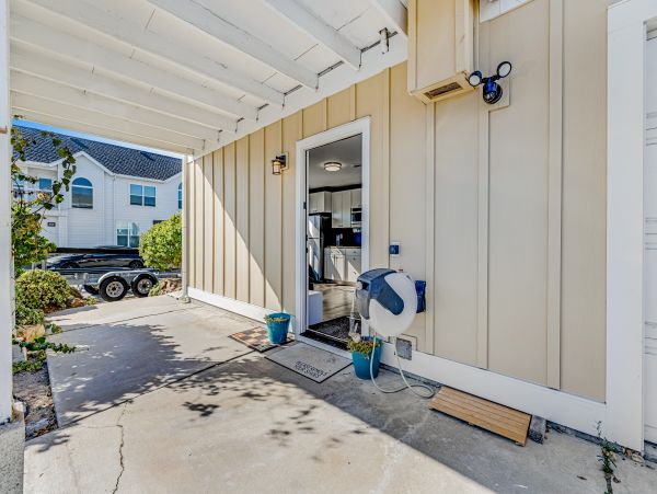 Santa Cruz County Home 1018444