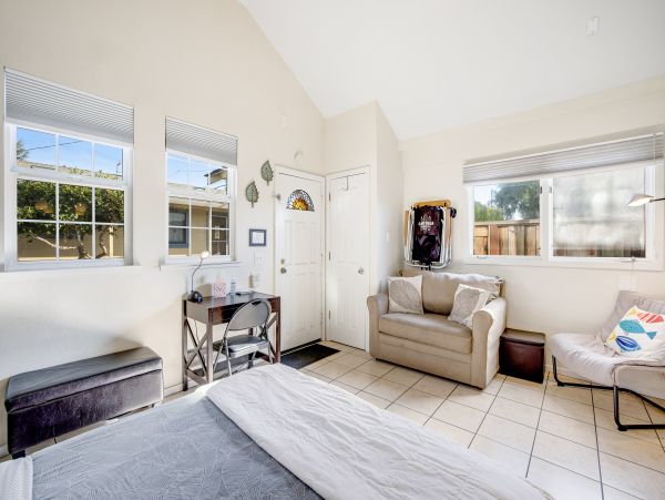 Santa Cruz County Home 1018445