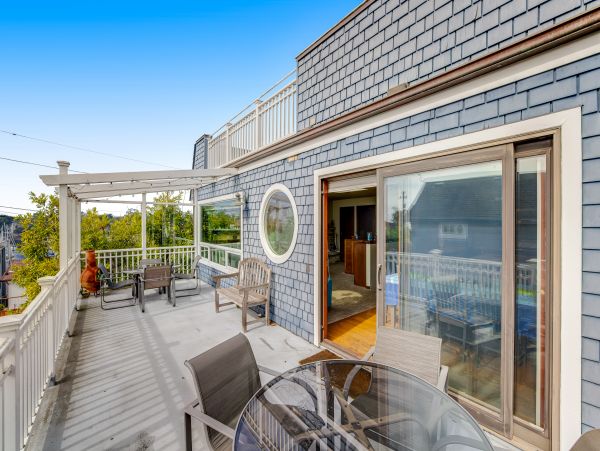 Santa Cruz County Home 1018446