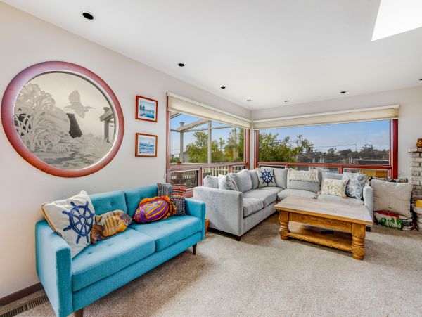 Santa Cruz County Home 1018446