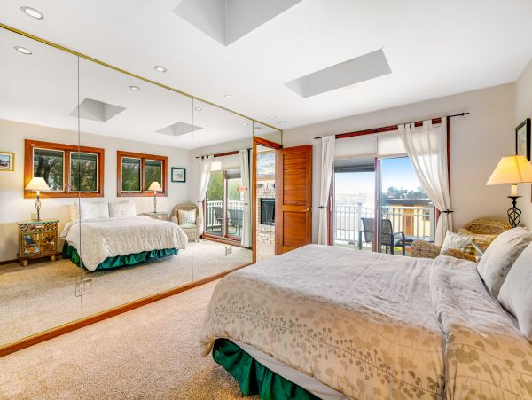 Santa Cruz County Home 1018446