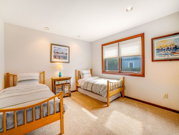 Santa Cruz County Home 1018446