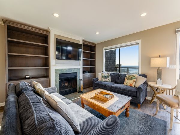 Santa Cruz County Home 1018448