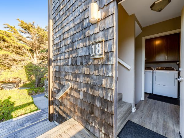Santa Cruz County Home 1018448