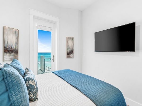 Gulf Front Six Bedroom Vacation Rental Home in Seagrove Beach