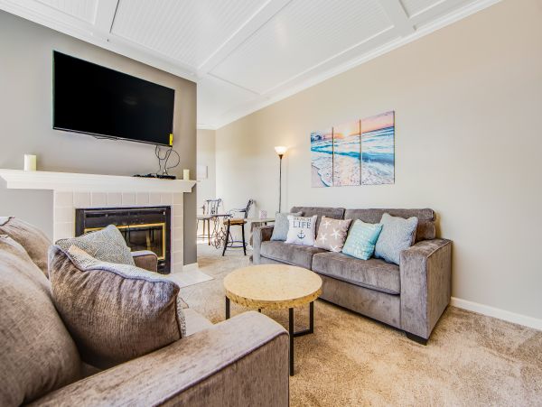 Santa Cruz County Home 1018451