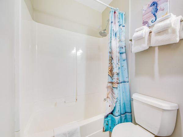 Santa Cruz County Home 1018451