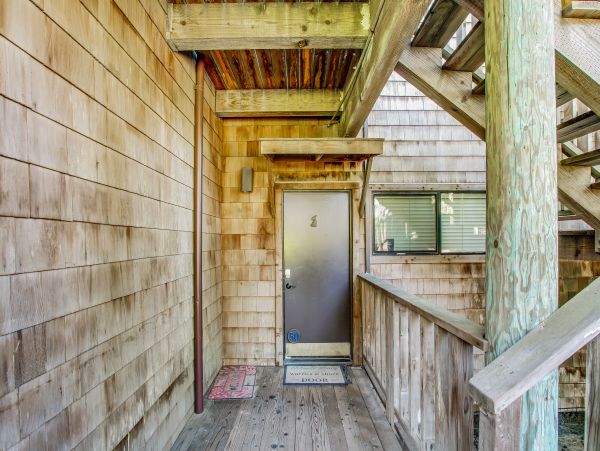 Santa Cruz County Home 1018451