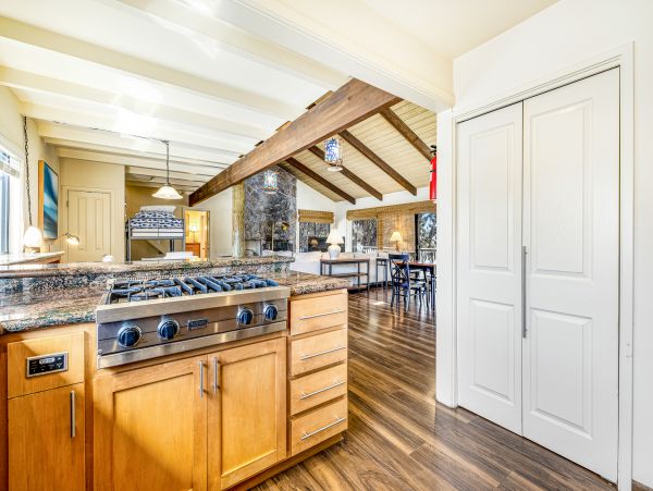 Santa Cruz County Home 1018452