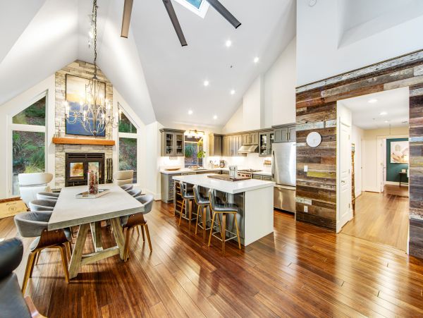 Santa Cruz County Home 1018453