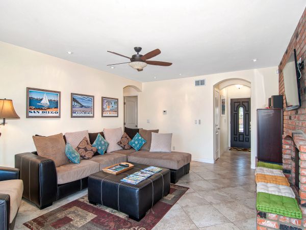 Santa Cruz County Home 1018454