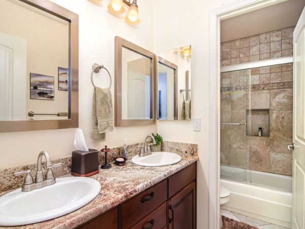 Santa Cruz County Home 1018454