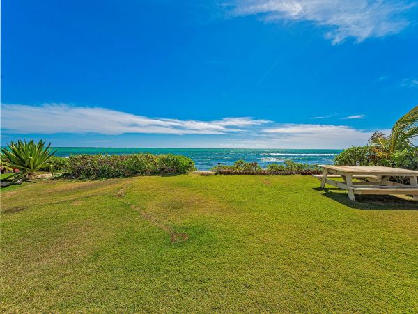 On Beach Oahu Vacation Home Four Bedroom