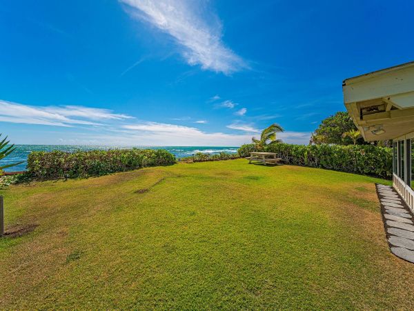 On Beach Oahu Vacation Home Four Bedroom