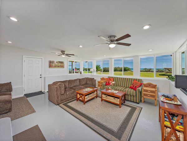 On Beach Oahu Vacation Home Four Bedroom