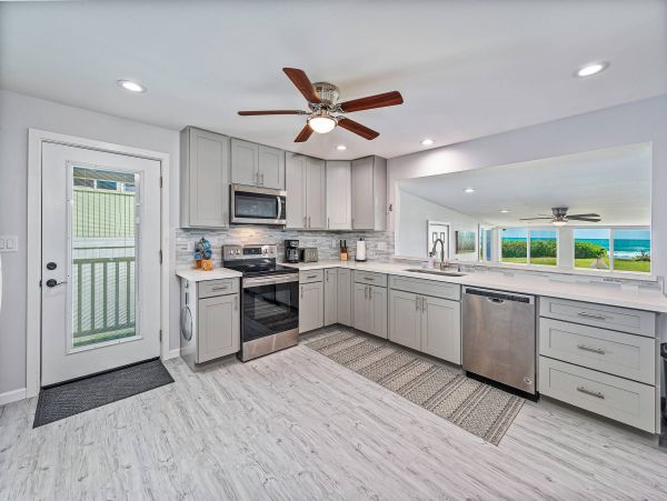 On Beach Oahu Vacation Home Four Bedroom