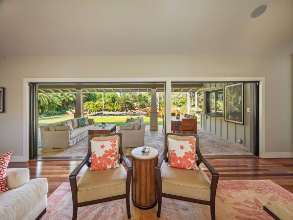 Stunning 4 Bedroom Home with Pool & Backyard