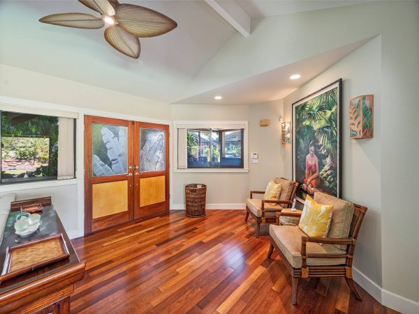 Stunning 4 Bedroom Home with Pool & Backyard
