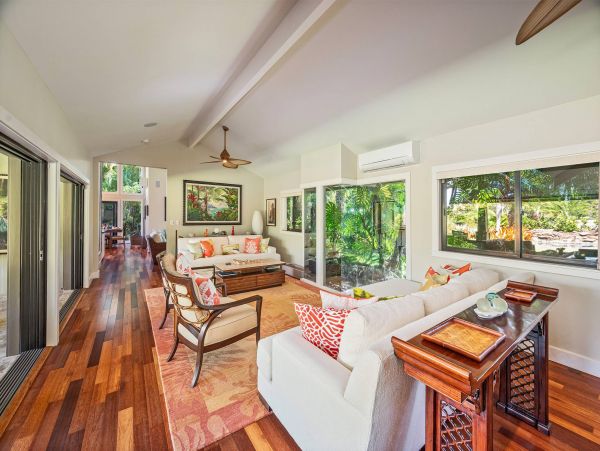 Stunning 4 Bedroom Home with Pool & Backyard