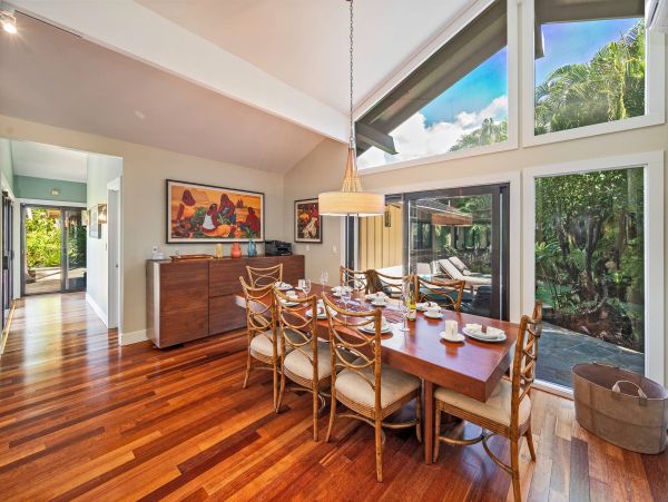 Stunning 4 Bedroom Home with Pool & Backyard
