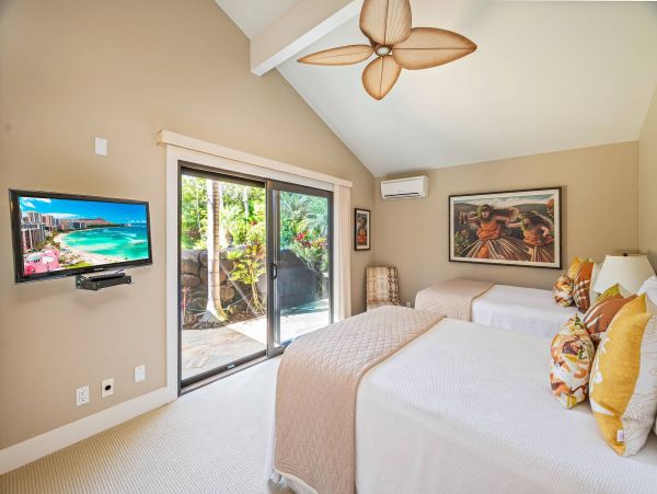 Stunning 4 Bedroom Home with Pool & Backyard