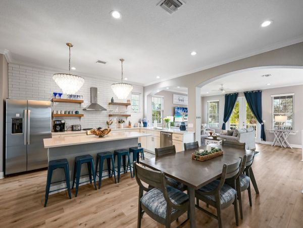Beautiful & Cozy 4 Bedroom Pool Home in Anna Maria Island