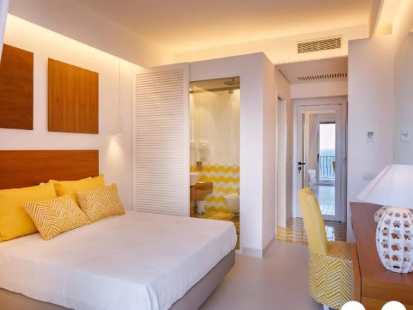 Sea Views Positano Luxury Vacation Villa Five Bedrooms