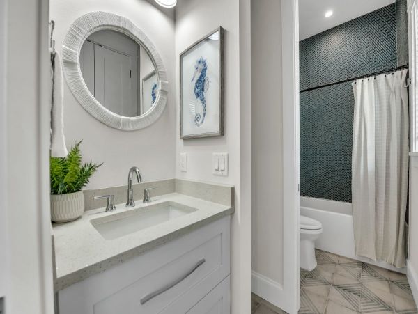 Luxury Seven Bedroom Vacation Home Pool & Spa in Lido Key