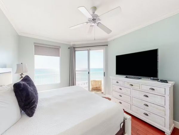 Gulf Front Four Bedroom Rental Condo in Panama City Beach