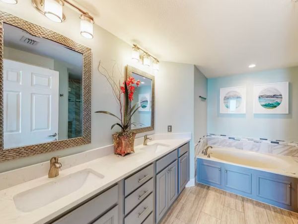 Gulf Front Four Bedroom Rental Condo in Panama City Beach