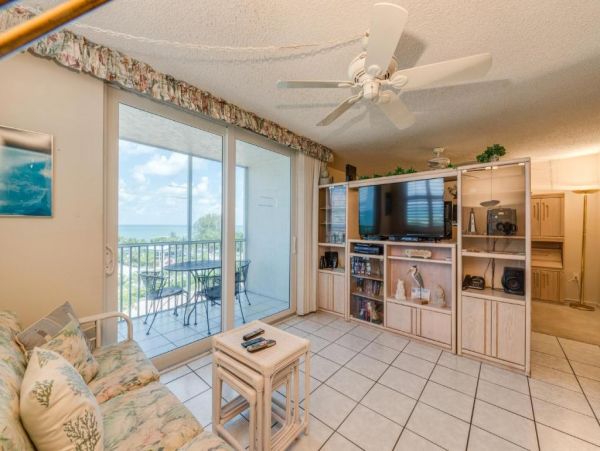 Bonita Beach Vacation Studio Gulf Views Sleeps 4 Guests