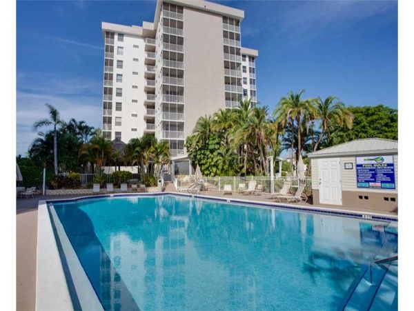 Bonita Beach Vacation Studio Gulf Views Sleeps 4 Guests