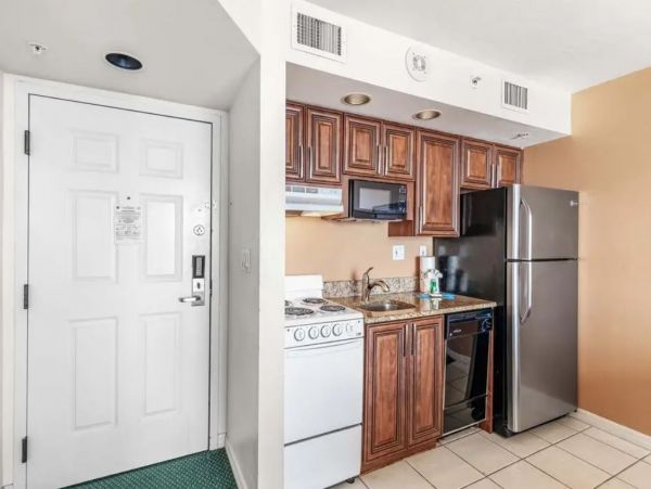 One Bedroom Bay View Vacation Condo in Fort Myers