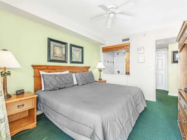 One Bedroom Bay View Vacation Condo in Fort Myers