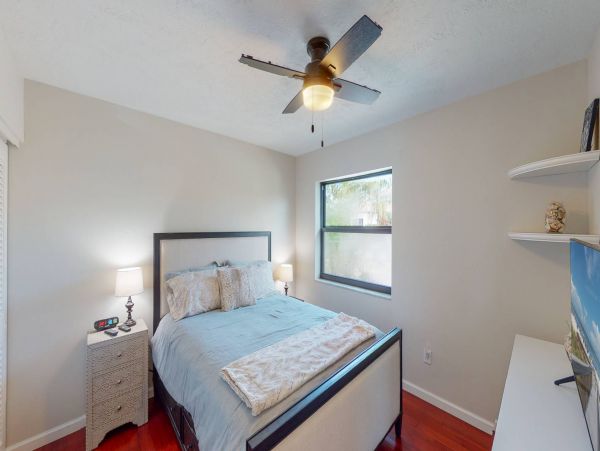 Marco Island Vacation Home Two Bedrooms Canal Views Sleeps 6