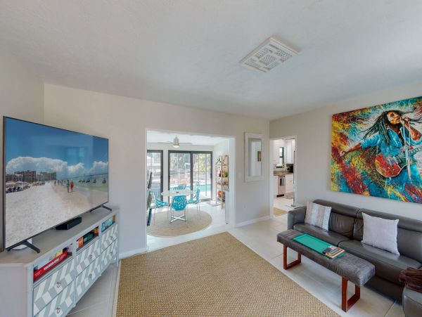 Marco Island Vacation Home Two Bedrooms Canal Views Sleeps 6
