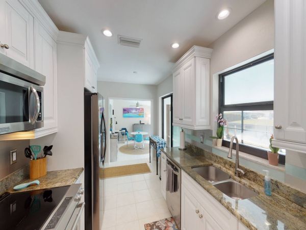 Marco Island Vacation Home Two Bedrooms Canal Views Sleeps 6