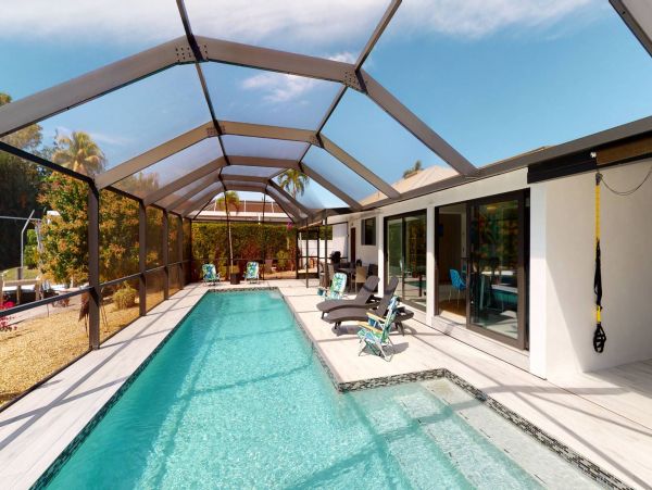 Marco Island Vacation Home Two Bedrooms Canal Views Sleeps 6