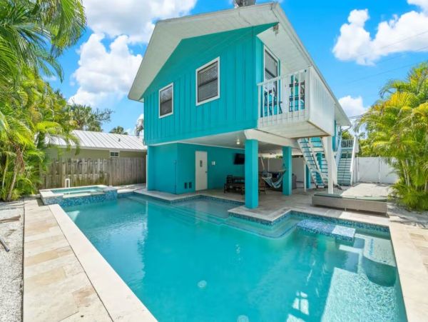 Four Bedroom Holmes Beach Vacation Rental Pool Home