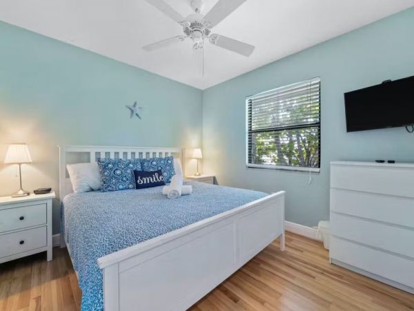 Four Bedroom Holmes Beach Vacation Rental Pool Home