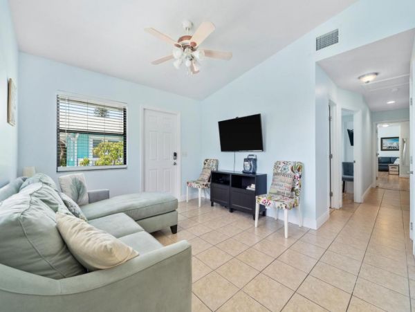 Four Bedroom Holmes Beach Vacation Rental Pool Home