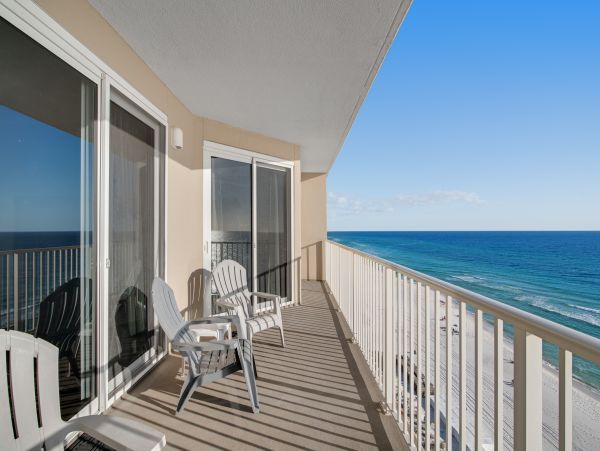 What A Stunner! Exceptional Rental Home Away From Home