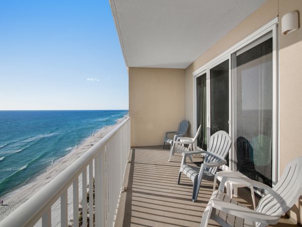What A Stunner! Exceptional Rental Home Away From Home